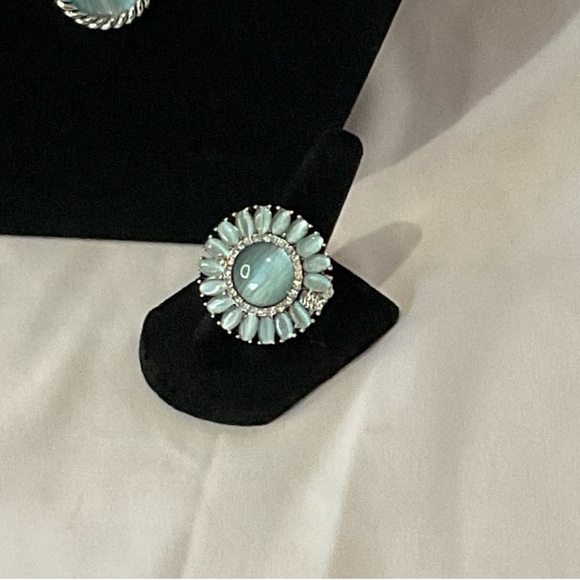 Paparazzi Women’s Light Blue Moonstone Jewelry Set Necklace Ring Earrings NWOT - Picture 2 of 11